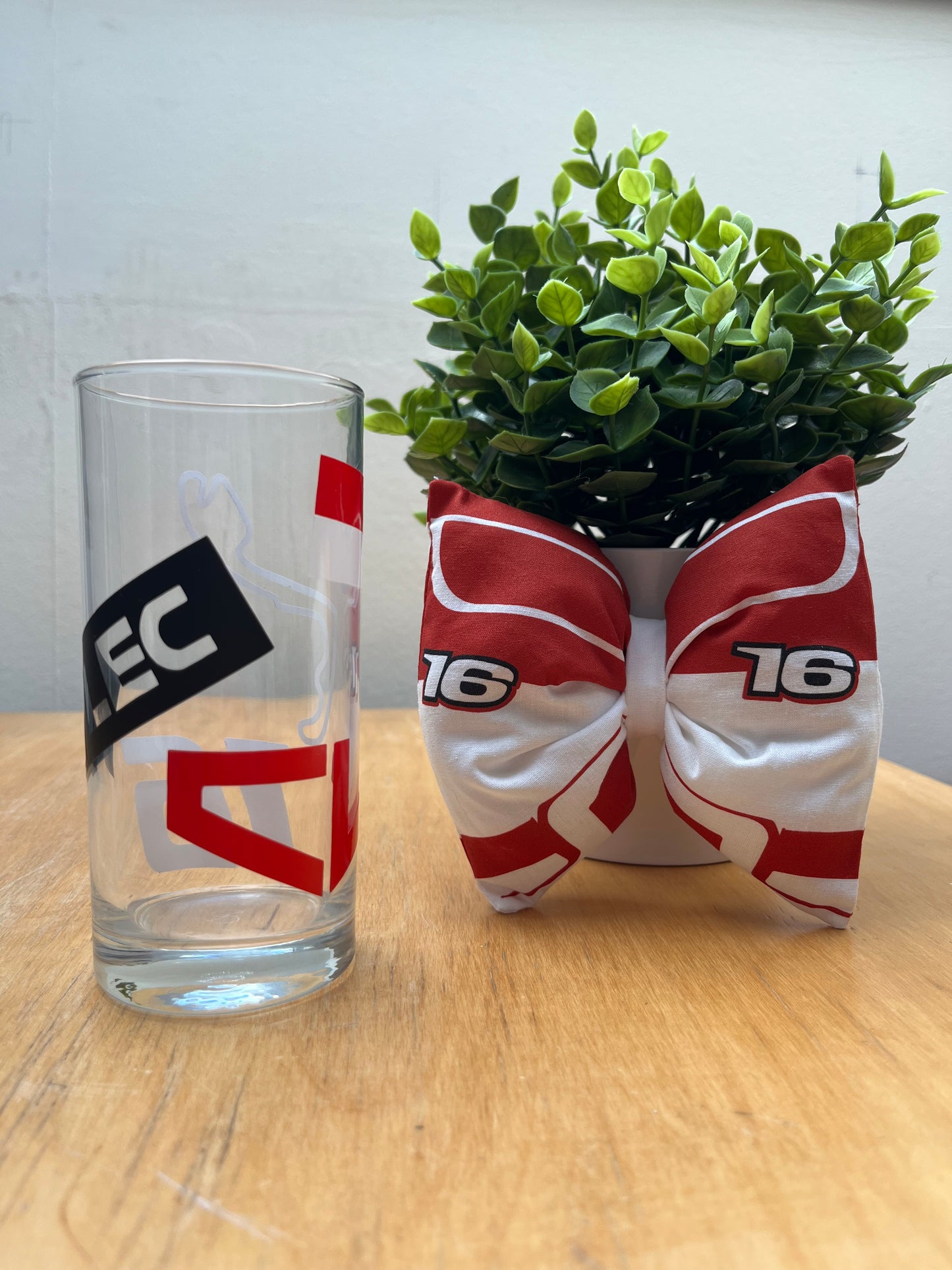 Nœud Casque Charles Leclerc 2025