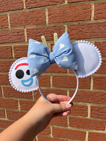 Ears Fourchette