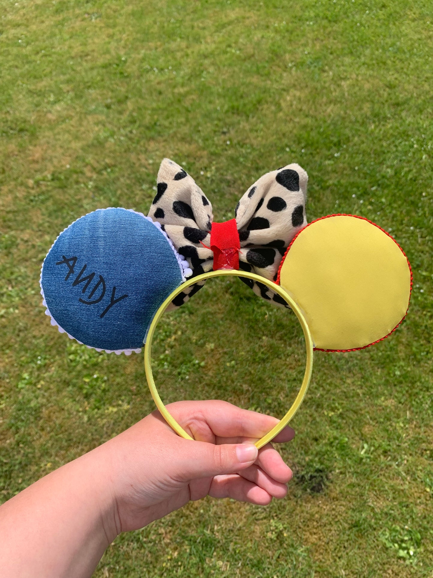 Ears Woody