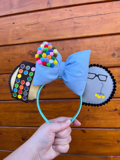 Ears Là-haut