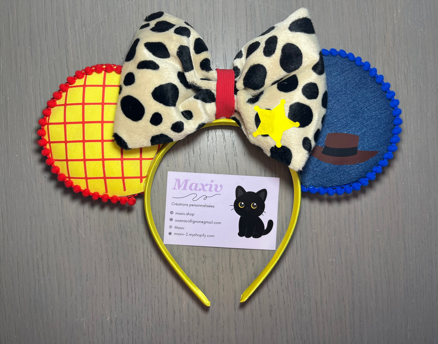 Ears Woody